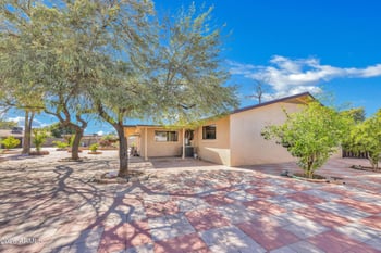 4007 Solar Dr, Phoenix, AZ 85051
