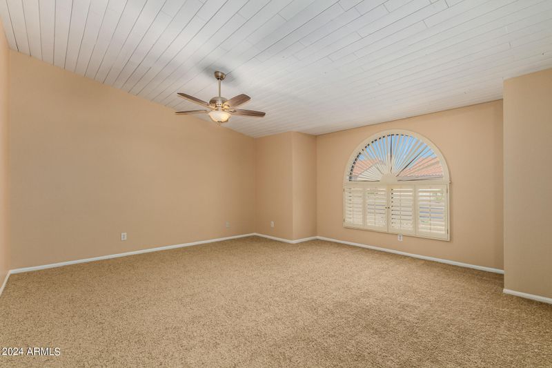4008 E Cholla Canyon Dr, Phoenix, AZ 85044