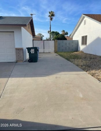 4008 Laurel Ln, Phoenix, AZ 85029