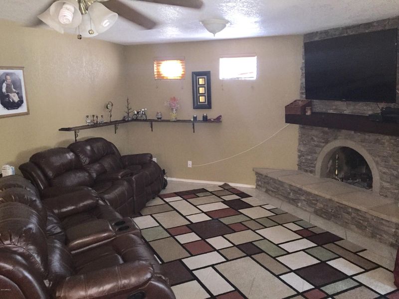 4008 W Danbury Dr, Glendale, AZ 85308