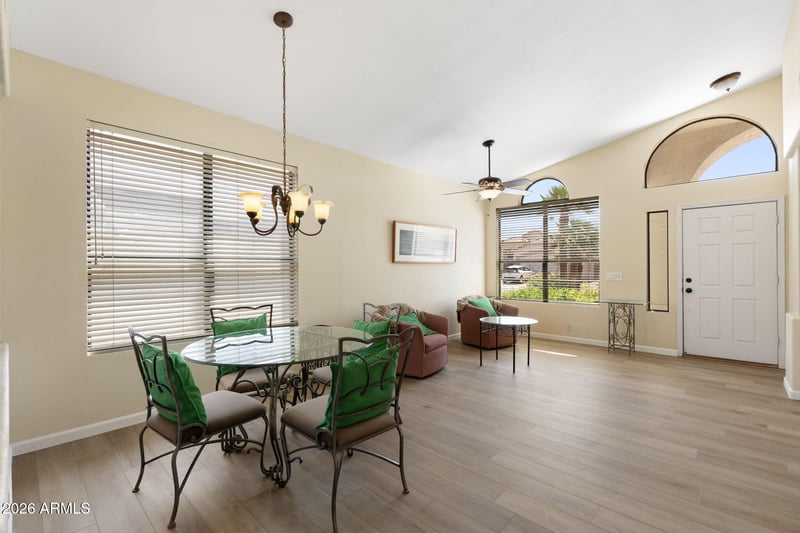 4008 Tonopah Dr, Glendale, AZ 85308