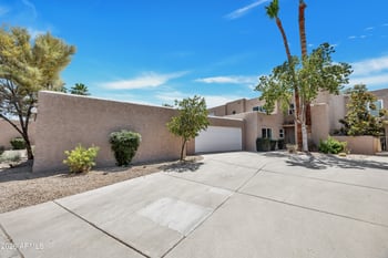 4009 Charter Oak Rd, Phoenix, AZ 85032
