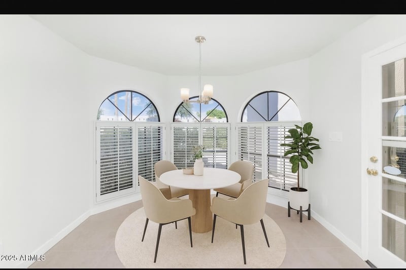 4009 Round Hill Dr, Phoenix, AZ 85028