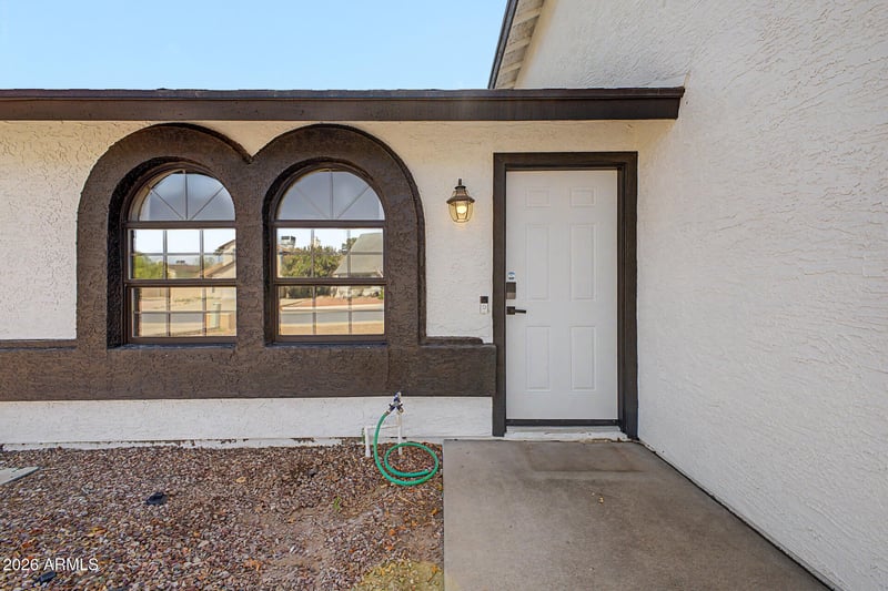 4009 W Misty Willow Ln, Glendale, AZ 85310