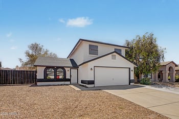 4009 W Misty Willow Ln, Glendale, AZ 85310