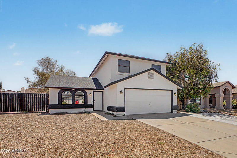 4009 W Misty Willow Ln, Glendale, AZ 85310
