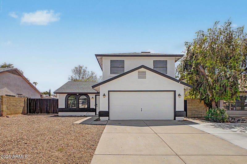 4009 W Misty Willow Ln, Glendale, AZ 85310
