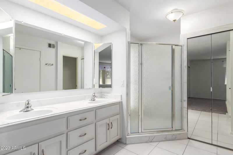 4009 W Voltaire Ave, Phoenix, AZ 85029