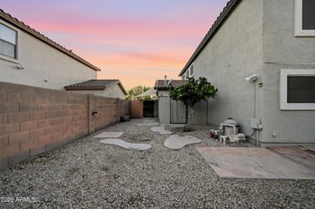 40091 Westray Way, San Tan Valley, AZ 85140
