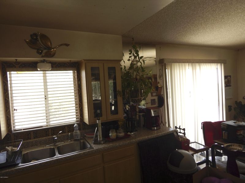 401 E Desert Dr, Phoenix, AZ 85042