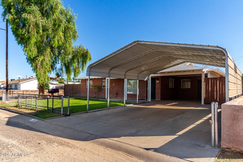 401 Vineyard Rd, Phoenix, AZ 85041