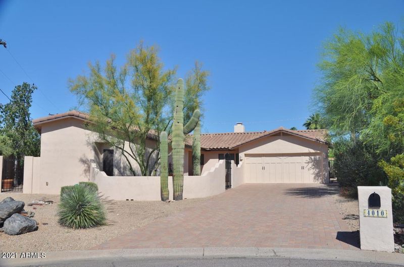 4010 E San Juan Ave, Phoenix, AZ 85018