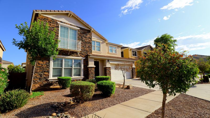 4010 W Saint Anne Ave, Phoenix, AZ 85041
