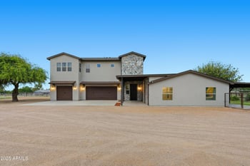40105 Taylor St, San Tan Valley, AZ 85140