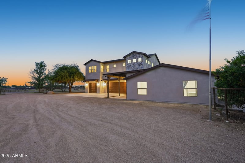40105 Taylor St, San Tan Valley, AZ 85140