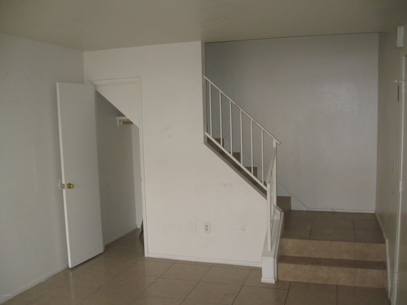 4011 S 44th Pl, Phoenix, AZ 85040
