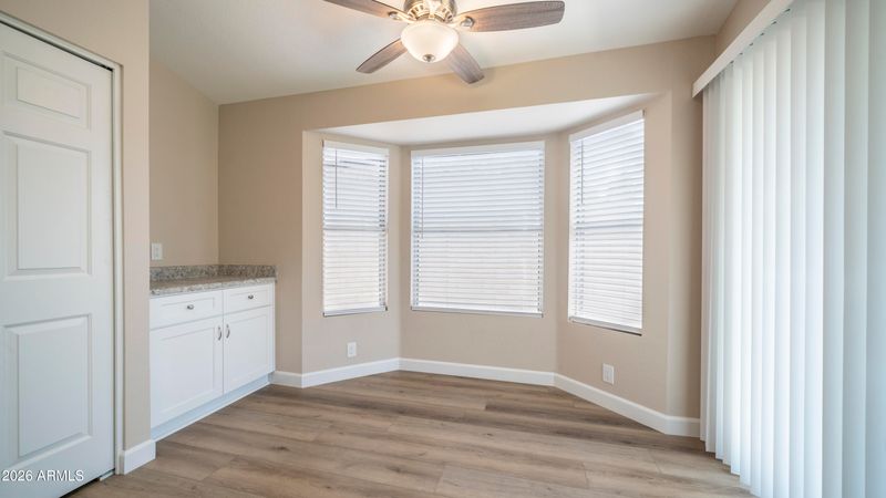 4011 W Chama Dr, Glendale, AZ 85310
