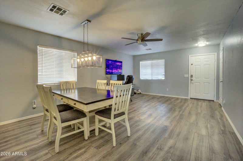 40110 Thoroughbred Way, San Tan Valley, AZ 85140