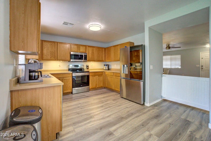 40110 Thoroughbred Way, San Tan Valley, AZ 85140
