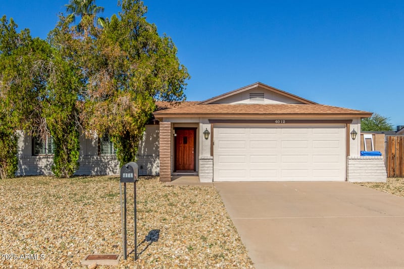 4012 Capitan Dreyfus Ave, Phoenix, AZ 85032