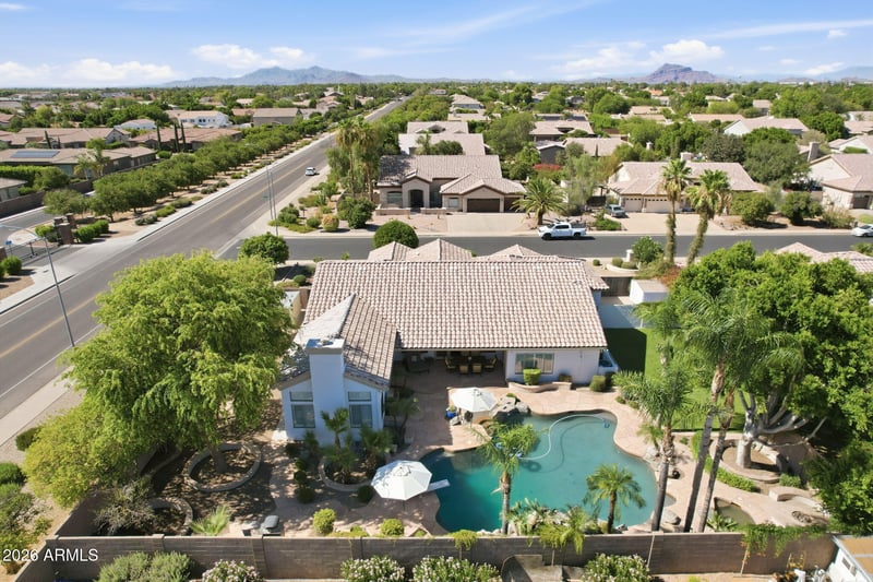 4013 E Elmwood St, Mesa, AZ 85205