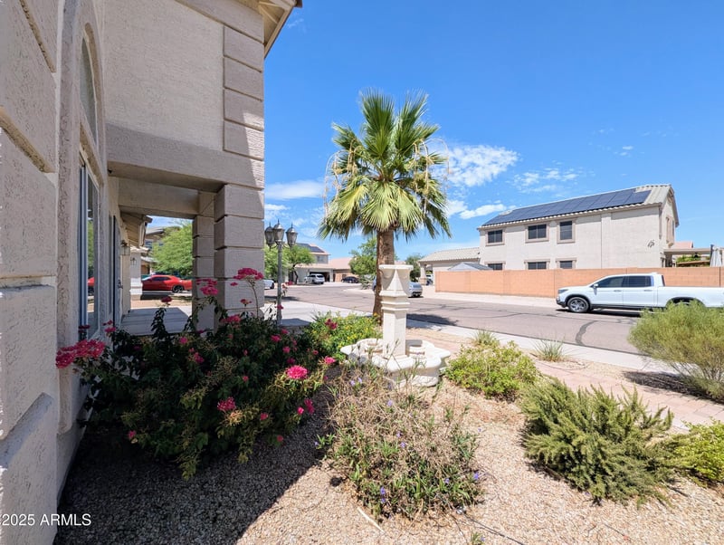 4014 74th Ln, Phoenix, AZ 85043