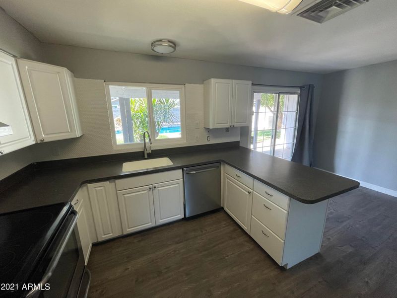 4014 E Campo Bello Dr, Phoenix, AZ 85032