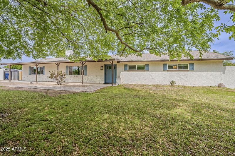 4014 W Topeka Dr, Glendale, AZ 85308
