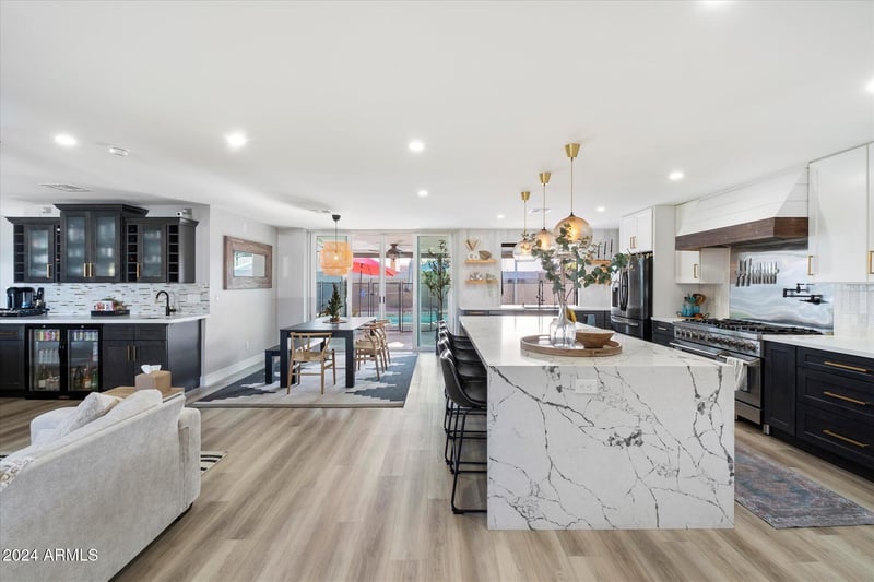 4015 Catalina Dr, Phoenix, AZ 85018