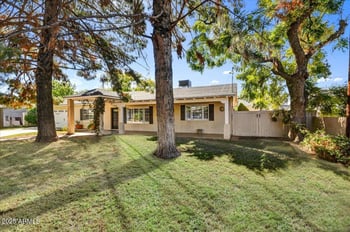 4015 Cheery Lynn Rd, Phoenix, AZ 85018