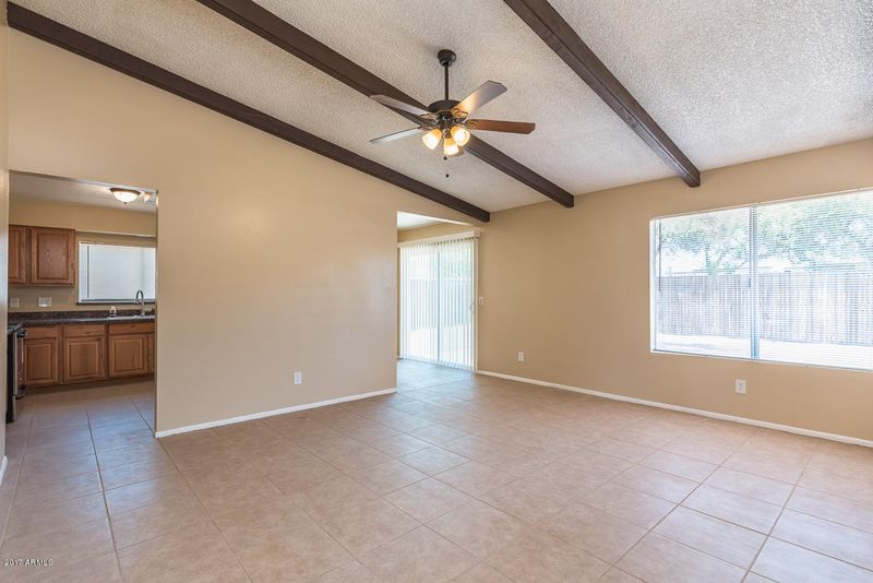 4015 E Maldonado Dr, Phoenix, AZ 85042
