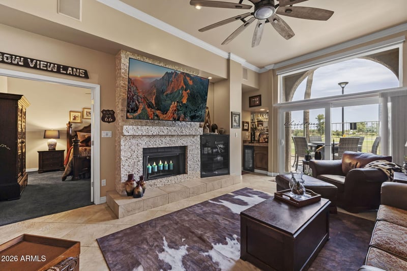 4015 78th St #122, Scottsdale, AZ 85251