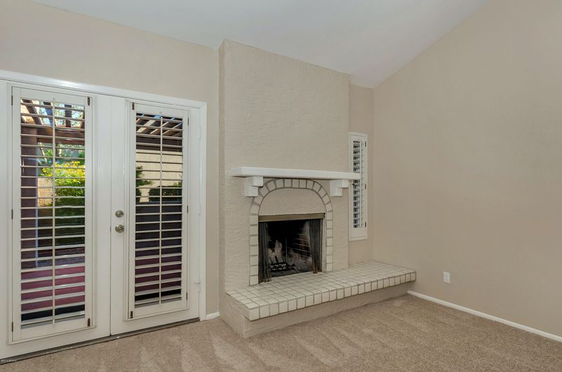 4016 E Lupine Ave, Phoenix, AZ 85028