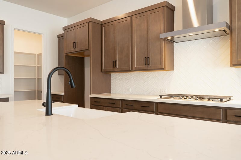 40165 Alameda Dr, San Tan Valley, AZ 85140