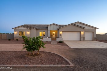 4017 Bud Ln, San Tan Valley, AZ 85140