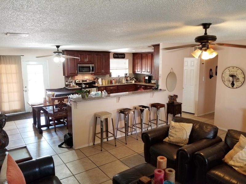 4017 N 76th Ave, Phoenix, AZ 85033