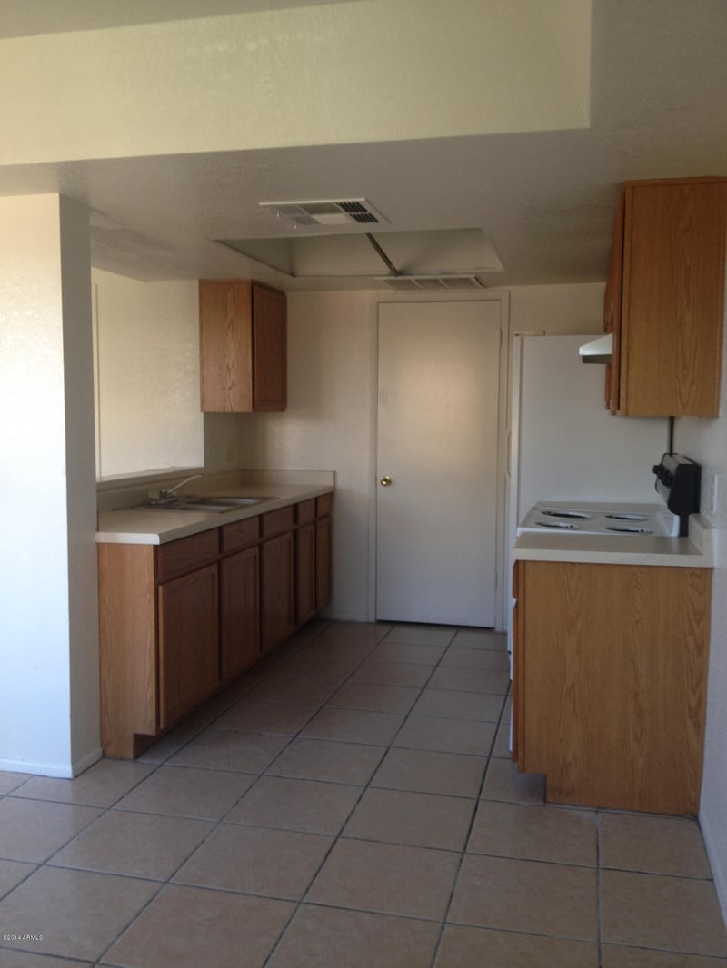 4017 S 44th St, Phoenix, AZ 85040