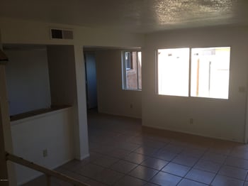 4017 S 44th St, Phoenix, AZ 85040