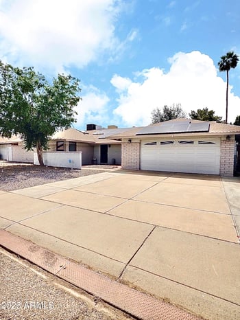 4017 Angela Dr, Glendale, AZ 85308