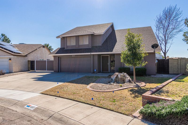 4017 W Soft Wind Dr, Glendale, AZ 85310