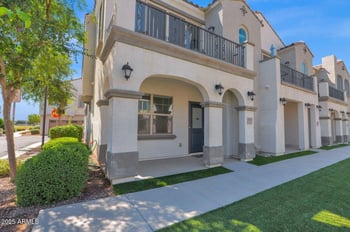 4018 Pony Ln #101, Gilbert, AZ 85295