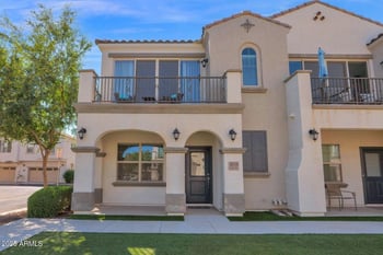 4018 Pony Ln #101, Gilbert, AZ 85295