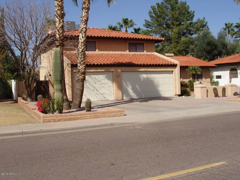 4018 W Paradise Ln, Phoenix, AZ 85053