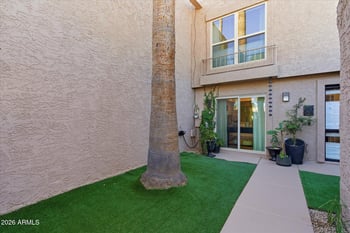 4019 Charter Oak Rd, Phoenix, AZ 85032