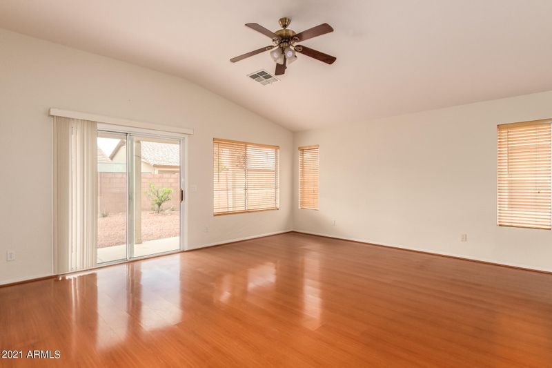 4019 E Chambers St, Phoenix, AZ 85040