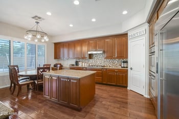 4019 Del Rio St, Gilbert, AZ 85295
