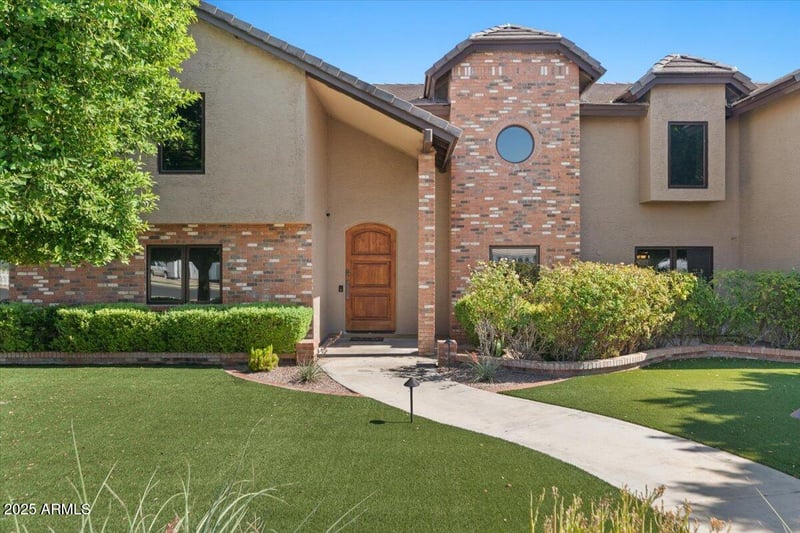 4019 Hackamore Cir, Mesa, AZ 85205