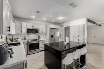 4019 60th Ave, Phoenix, AZ 85033
