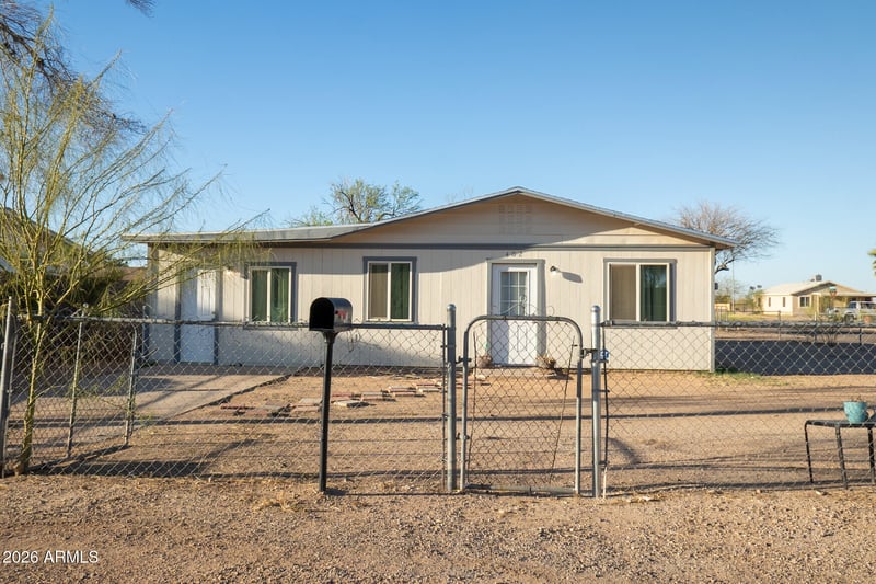 402 Battaglia Rd, Eloy, AZ 85131