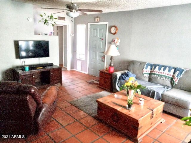 402 E Marco Polo Rd, Phoenix, AZ 85024